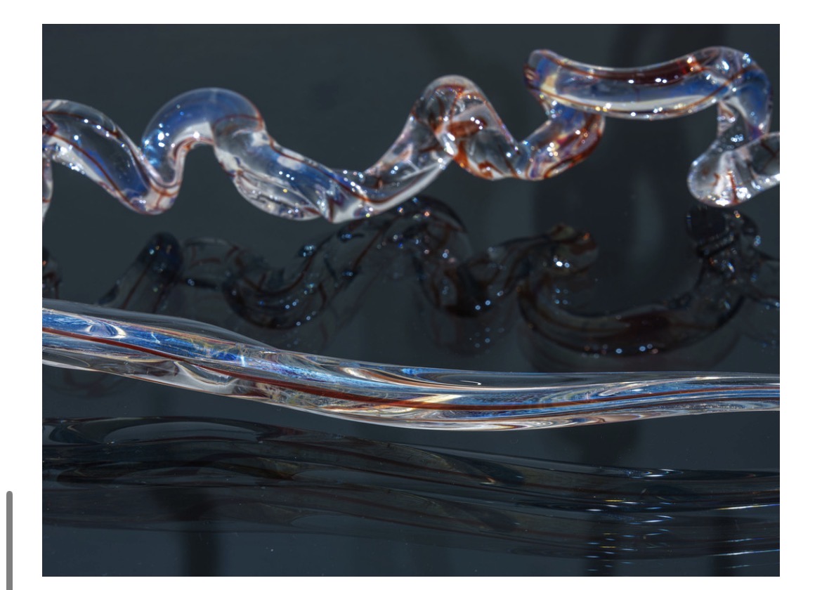 יצירת אומנות מזכוכית